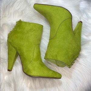 💚💚Very Kool Shoedazzle Gemini Lime Bootie💚💚